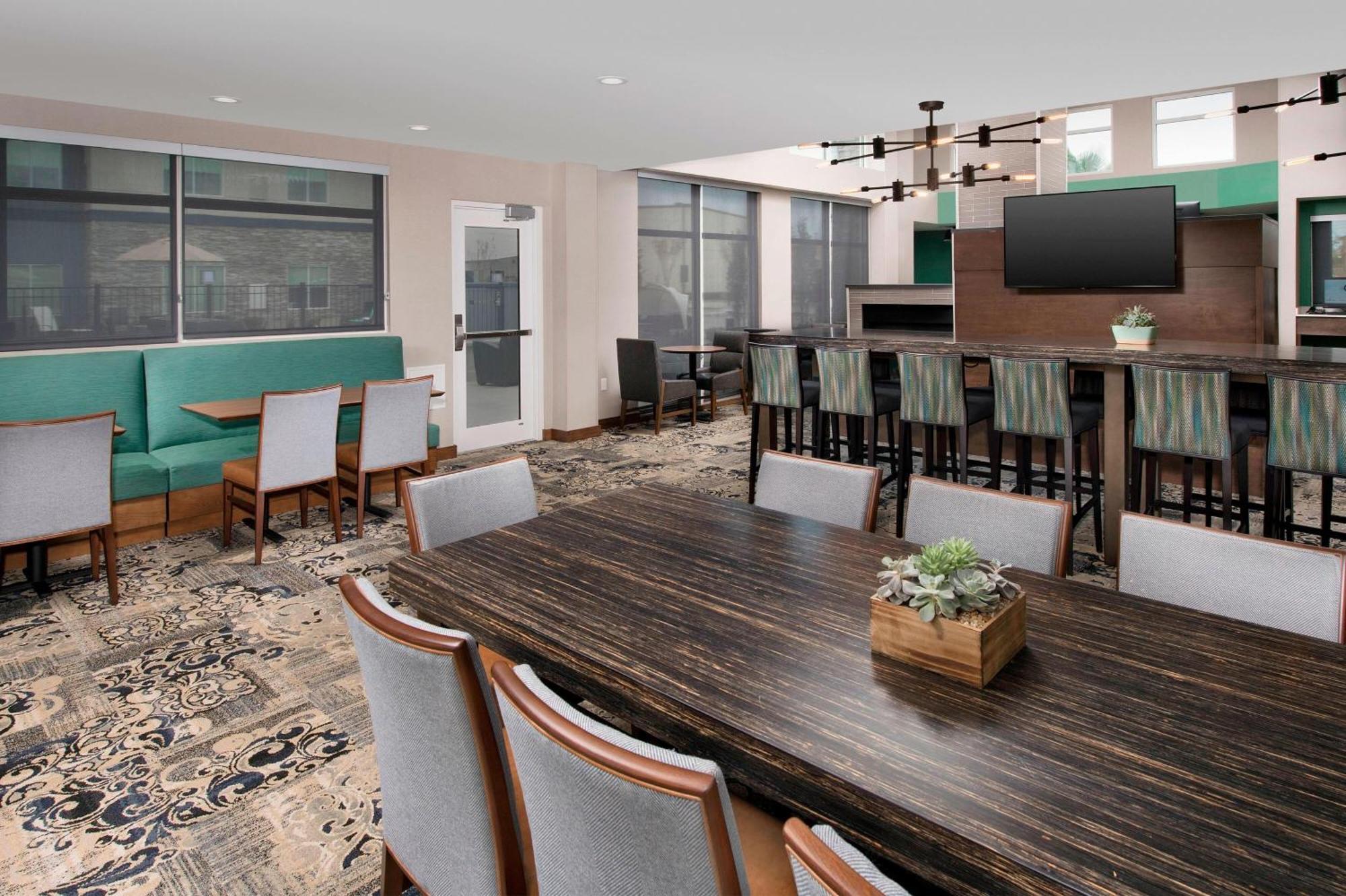 By Marriott New Orleans Hotel 4*