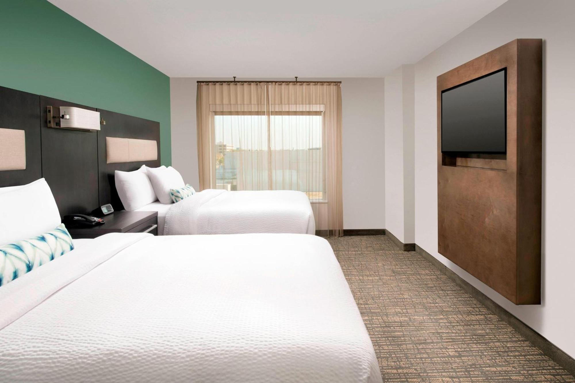 By Marriott New Orleans 4*